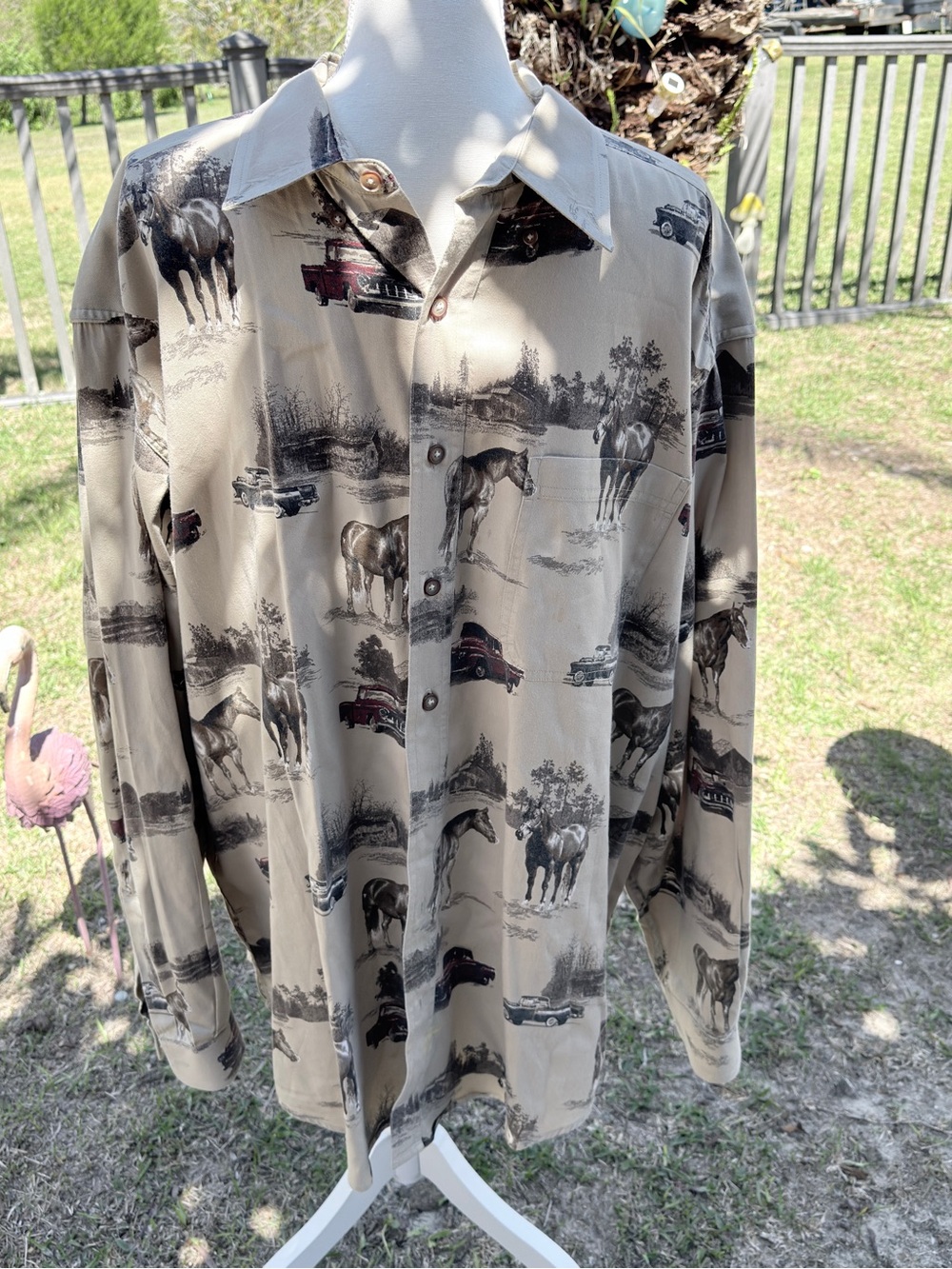Vintage‎ Horse & Truck Print Button-Up Shirt — Beige and Brown